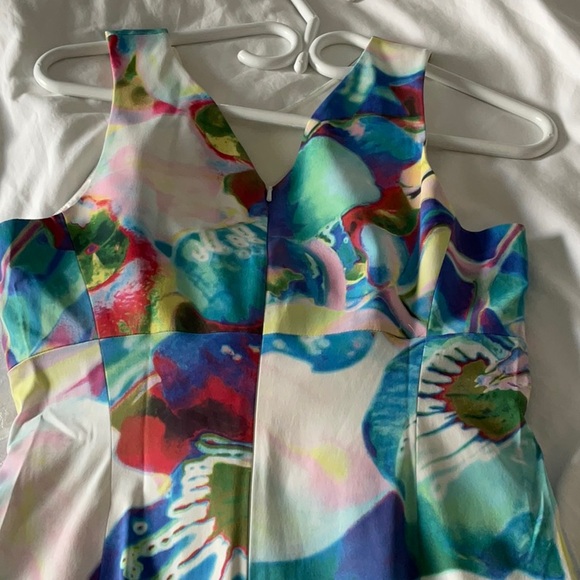 Summer dress - Picture 7 of 10